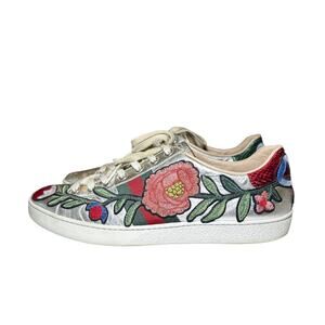 Gucci Ace Silver Leather Floral Embroidered Low Top Sneakers Size 41